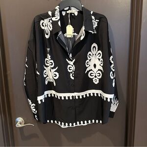 NWT Jodifl Black & White Women’s Blouse